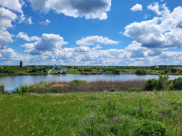 LA 20 DE MINUTE DE BUCURESTI LA TANCABESTI TEREN  LAC - 3