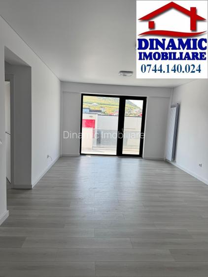 𝘽𝙇𝙊𝘾 𝟳 𝙁𝙀𝙍𝙈𝙀𝙇𝙊𝙍, ap. 2 cam+2 balc, et. 3, preț 65.290 €+TVA 21% - 8