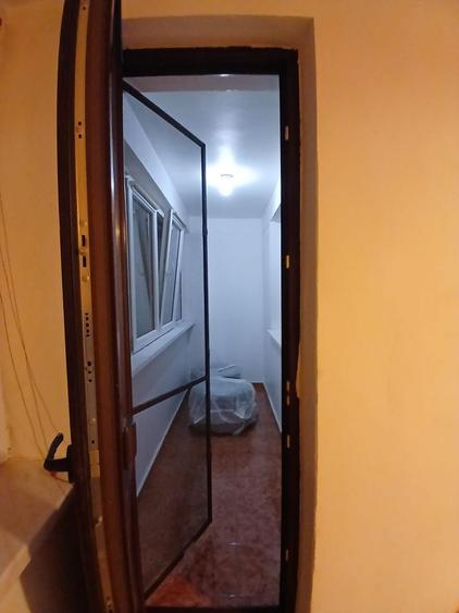 Apartameng 3 camere Crangasi -Centrala proprie