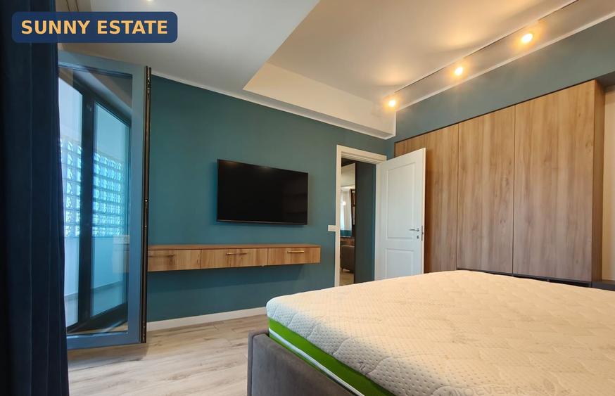 DE VÂNZARE — 2 CAMERE MOBILAT, B-DUL MAMAIA, ZONA DELFINARIU