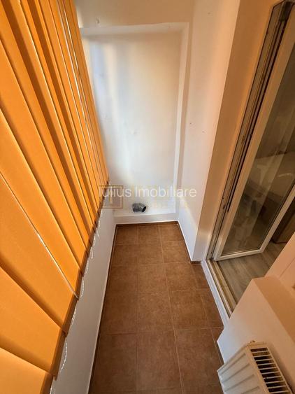 2 camere| Medicina-langa ISHO| zona frumoasa| cuplu-1 persoana| - 9