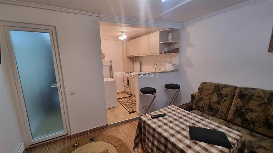 Studio la casa , zona strazii Lunga - 5