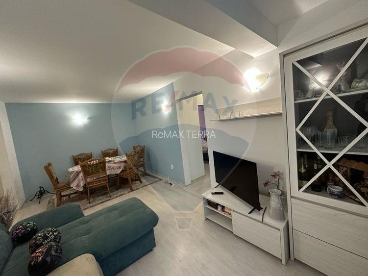 ZONA CENTRALA- ap. 3 camere - DE VANZARE - 6