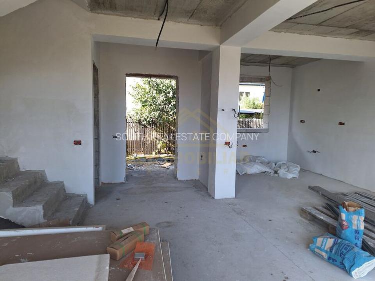 CASA P+1+M-185 MP -5 CAM-4 BAI-METROU BERCENI - 23