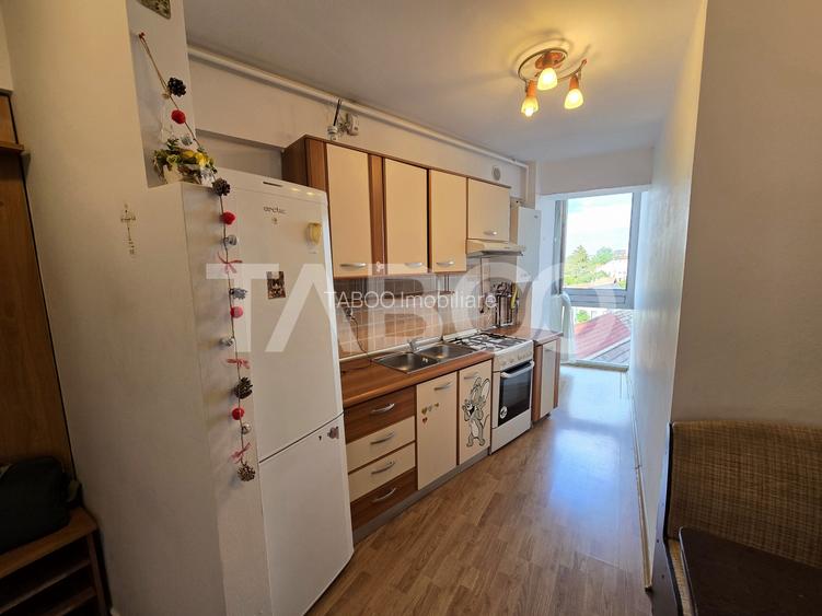 Apartament decomandat 2 camere mobilat etaj 3 cu lift Turnisor Sibiu - 6