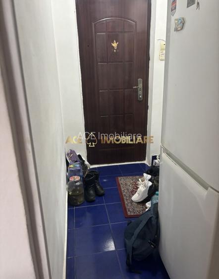 Garsoniera de vanzare | Titan | Metrou | mobilat | cf 2 - 5