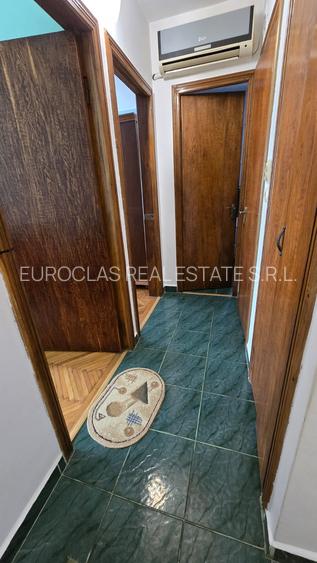 Apartament 3 camere decomandate - Bd.Mamaia - zona Delfinariu - 155.000 euro - 6