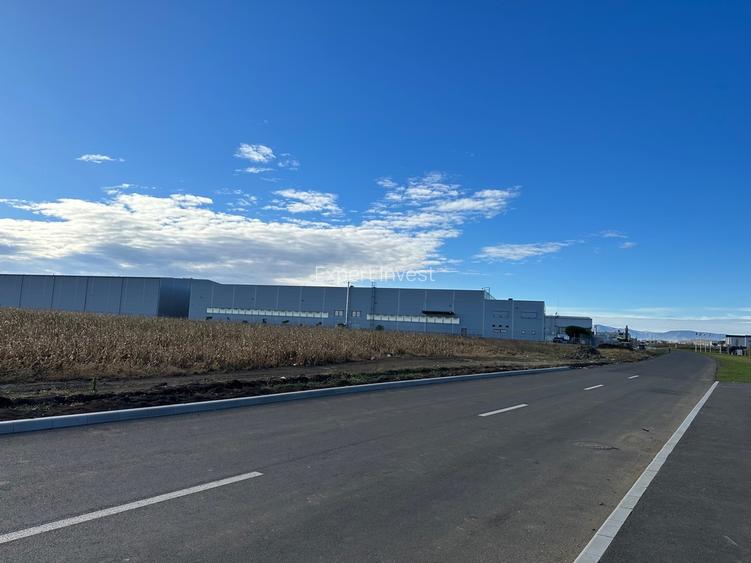 Teren intravilan 18.900 mp cu PUZ / Zona Industriala Vest Sibiu / str. Geneva - 4