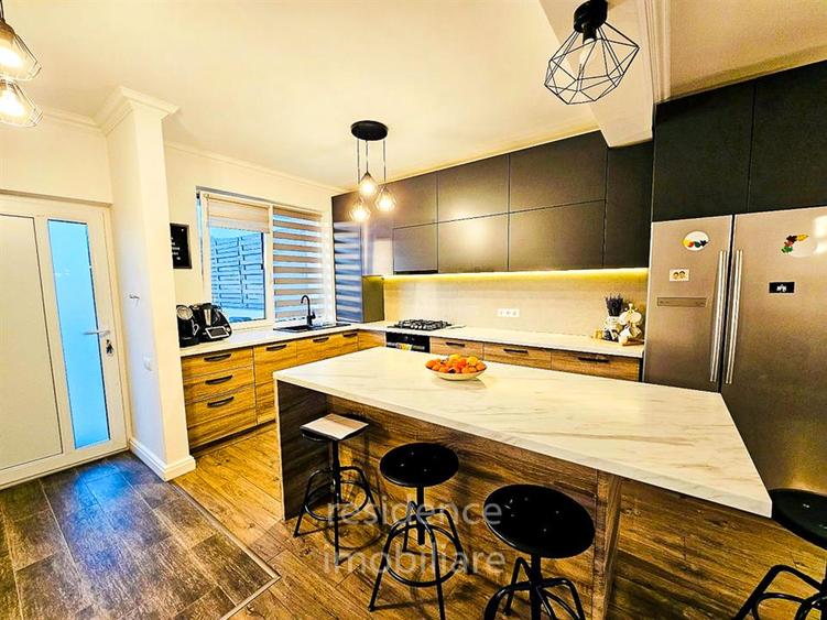 Casa duplex 120mp, Voronet, zona Bulevardul Muncii + Curte si 2 Parcari