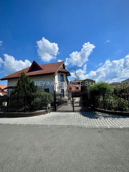 Casa/Vilă Single în Șelimbăr | teren 863m | Pretabilă 2 familii - 17