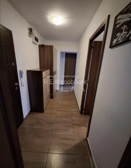 2 camere, et 4/8, 52 mp, bloc 1982-Ghencea, Str Garleni - 4