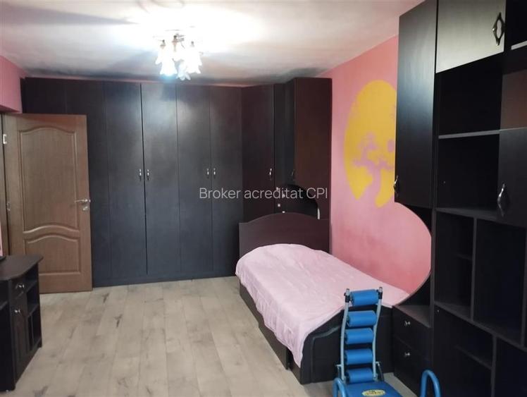 2 camere decomandate centru - 9