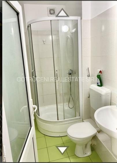 Garsonieră de închiriat - Quadra 2 - 9