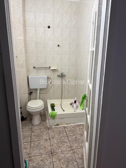 PROPRIETAR – Garsonieră 22 mp – Calea Buziașului – 33.000 € - 6