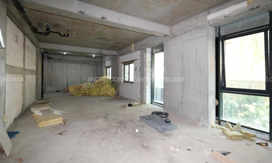 Vanzare 246 mp spatiu comercial in Cortina North si 3 locuri parcare - 12