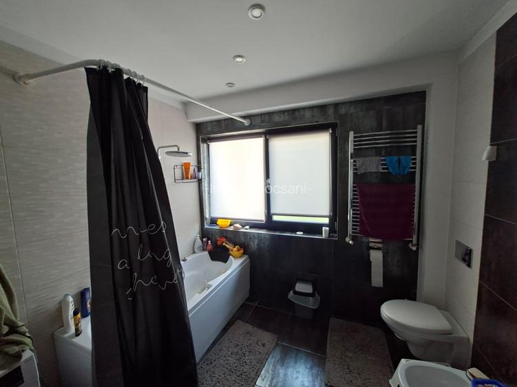 Apartament premium cu 3 camere - curte privata - 89mp - 5