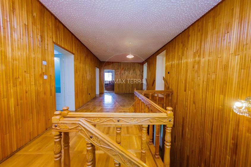 Cladire de inchiriat - in zona Parcul Mare ( camin de batrani, centru) - 19