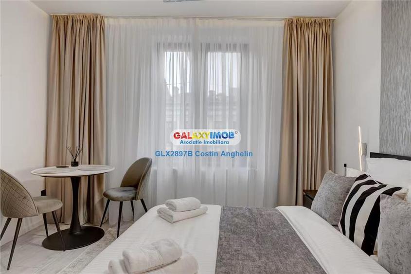 L-Heritage Collection: City View (Regim Hotelier) - Romana - 14