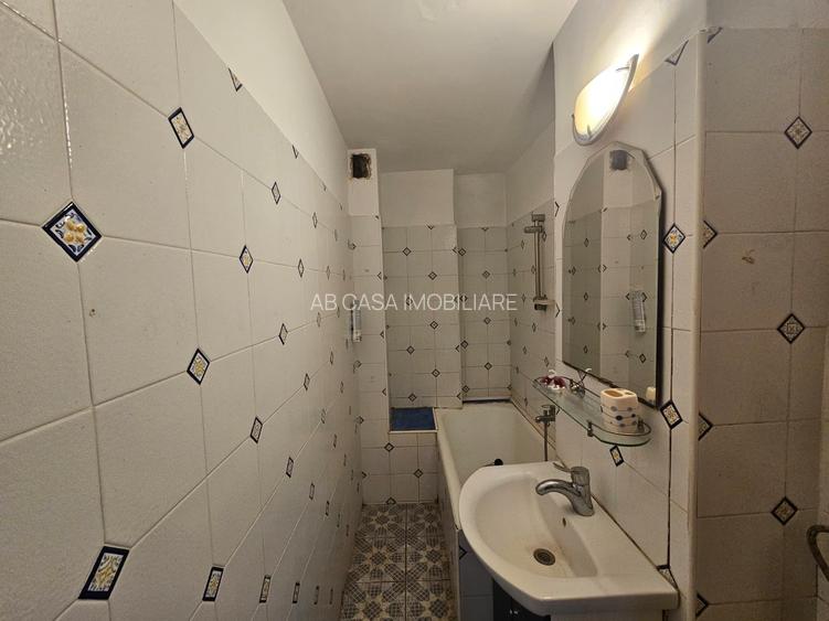 Ap. deosebit, 1 cameră, 31 mp, et. 4 din 5, decomandat, termoizolat, Soarelui - 11