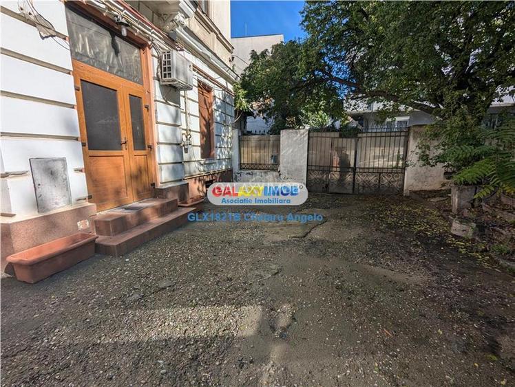 Unirii-Regina Maria,ap 2 camere in vila,parter,supr 35 mp+pivnita 20mp - 2