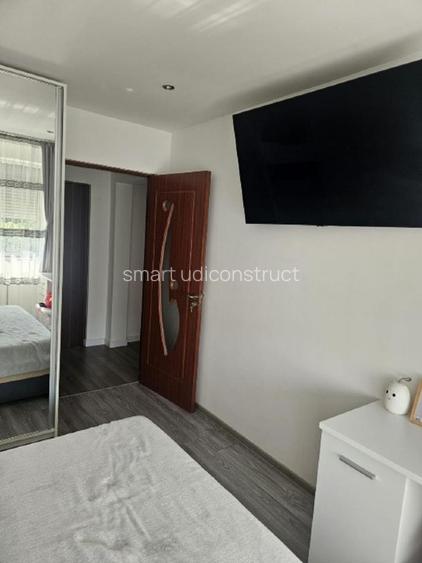 Apartament 3 camere Decomandat - 10