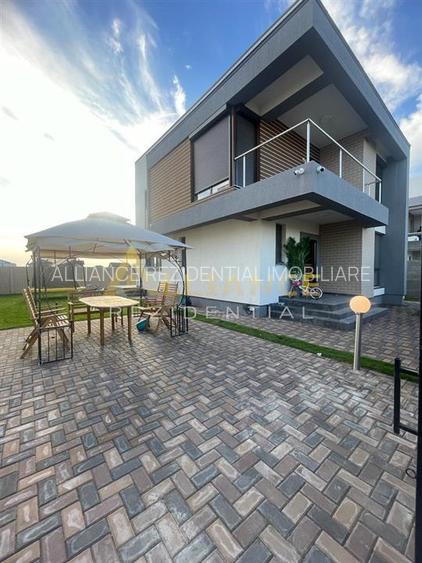 Casa individuala - 300 mp - 5 camere - 3 bai - 26