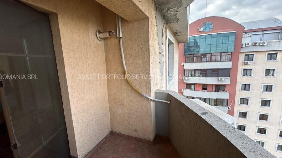 Apartament 3 camere S4 str Savinesti - 21