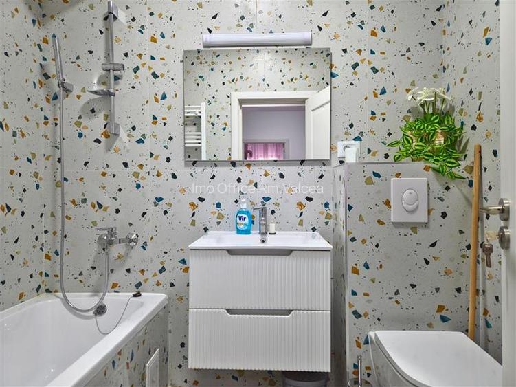 DE INCHIRIAT - 2 CAMERE, PARTER, LOC DE PARCARE INCLUS - 5