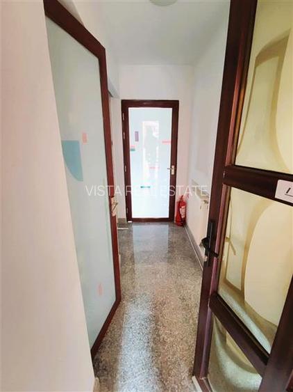 Spatiu Pretabil Servicii, Zona Castelului - 6