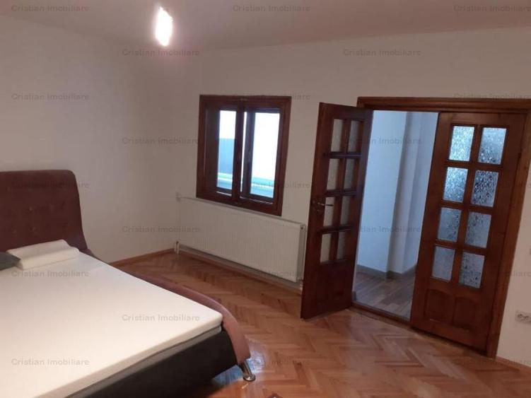 1100mp util IMENSA VILA P+1+M+ 2 spatii comerciale, zona Centrala