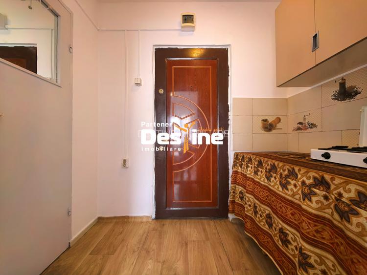 Chirie Piata Nicolina, camera de camin mobilata si utilata, etaj 3, baie cu geam - 5