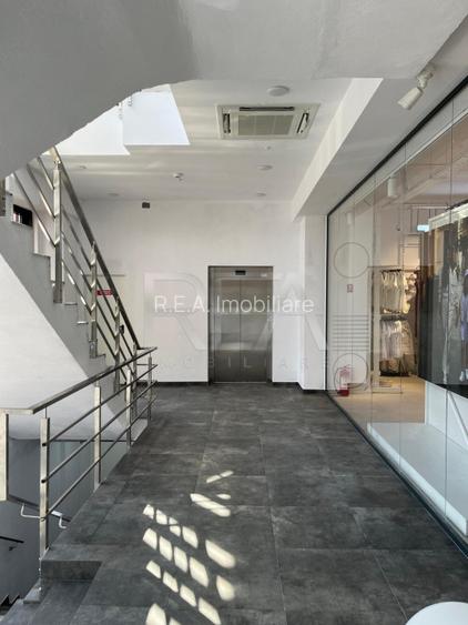 Centru comercial modern de vanzare in Otopeni, chiriasi internationali - 8