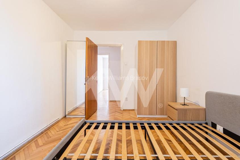 Vanzare apartament cu 3 camere - zona Centrul Civic - 13