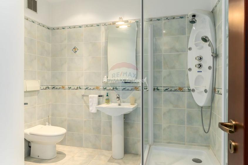 Vila neoromânească cu influențe toscane pe malul lacului Snagov - 30