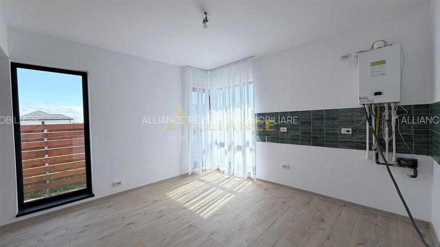 Casa Individuala - 3 camere - 2 bai - 375mp teren - 11