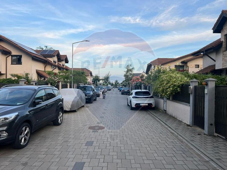 Casă / Vilă de vanzare in Otopeni, ansamblu rezidential, langa centru - 20