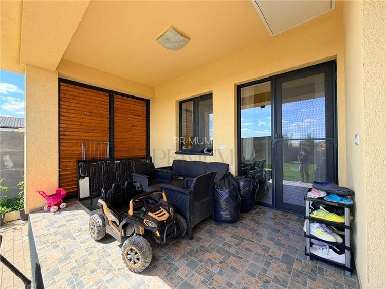 Duplex mobilat si utilat - beci - zona populata - 10