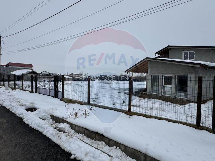 Casă / Vilă cu 6 camere de vânzare - 2