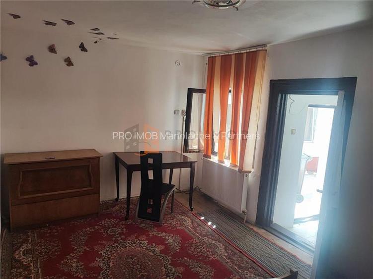 Casa tip parter + mansarda in zona Centru - 8