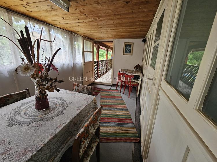 Casa Deva, strada Calugareni - 11