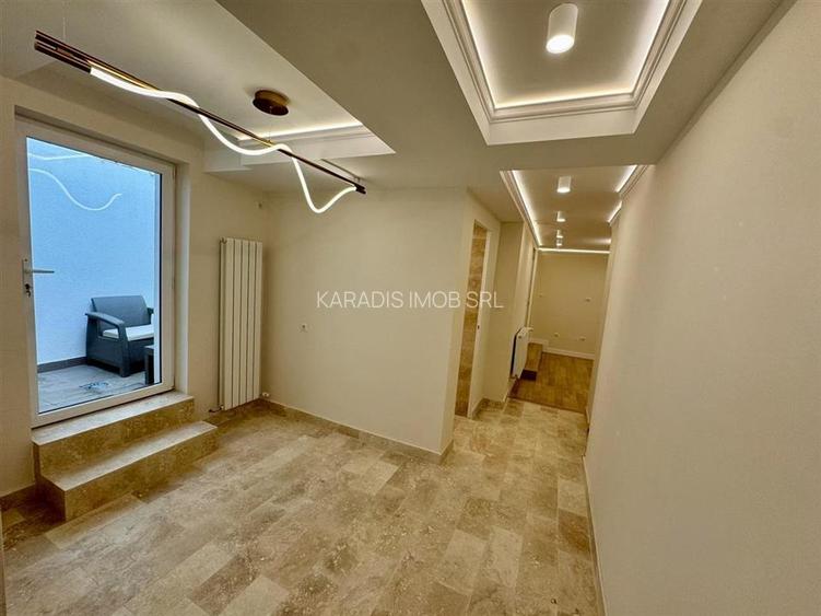 Vanzare Apartament cu 5 camere Pta Romana - 11