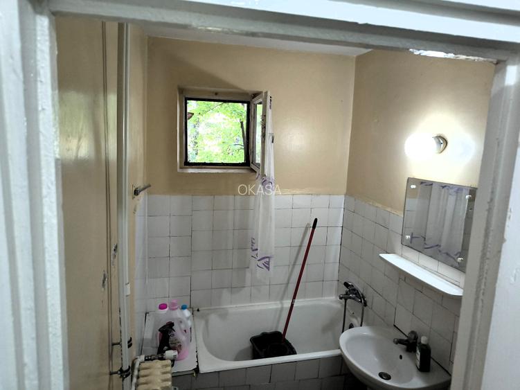 Vanzare Apartament 2 camere, Resita, etajul 1, liniște și acces facil - 24