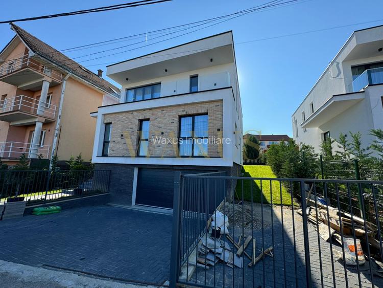 Vila exclusivista , Andrei Muresanu, piscina exterioara  - 2