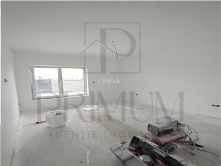 Duplex modern - despartit prin camera tehnica - zona f buna - 8