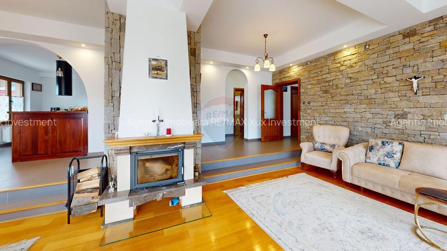 Casă / Vilă de Lux cu 5 camere de vânzare - 18