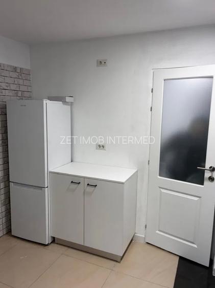 2 camere Ghencea - aleea Meseriasilor *prima inchiriere* - 4