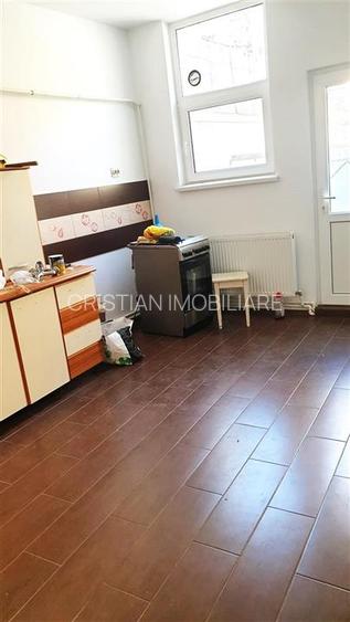 VEZI VIDEO! Casa Excelenta 2 camere, baie si bucatarie , Bd.Independentei>C.Gala - 12