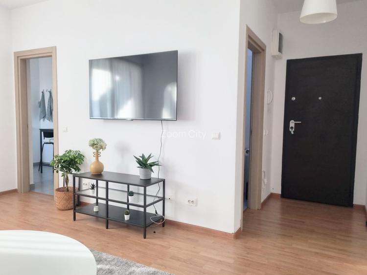COMISION 0% - 13 septembrie, bloc nou, centrala, metrou 8minute - 8