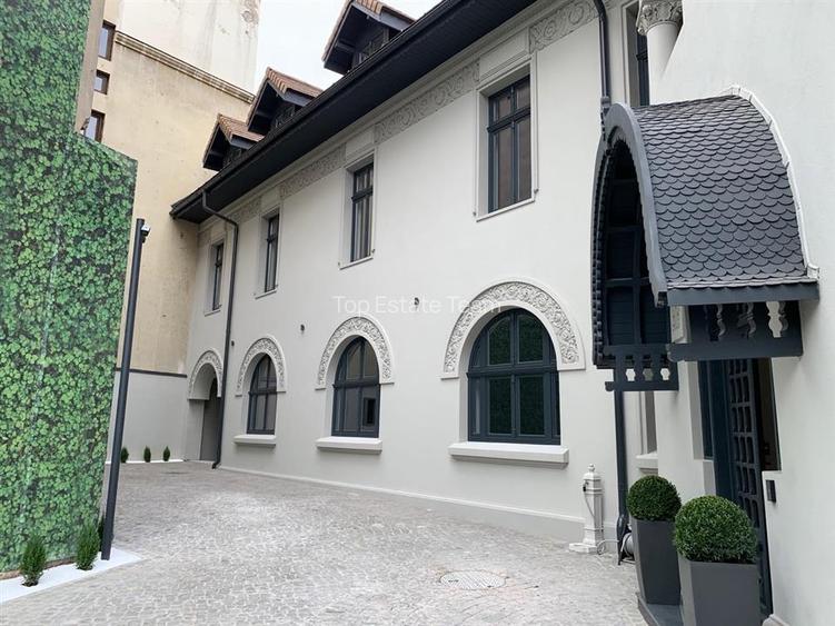 Vila brancoveneasca restaurata complet - eleganta, istorie si dotari moderne - 15
