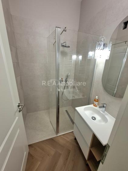 2 camere, et 4/5, bloc rusesc, renovat PREMIUM-Drumul Sarii - 6